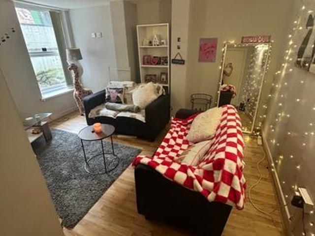 Apartment at St. Michael's Road, Leeds