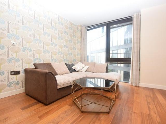 Apartment at St Paul's Drive, Wakefield