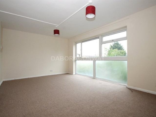 Apartment at St Peters Close, Greater London