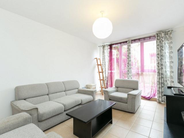 Apartment at St Peter's Way, Greater London