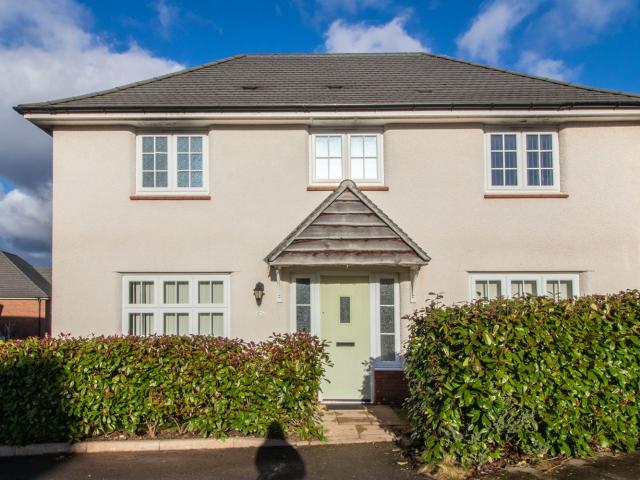 Apartment at St. Philbert Street, Cardiff