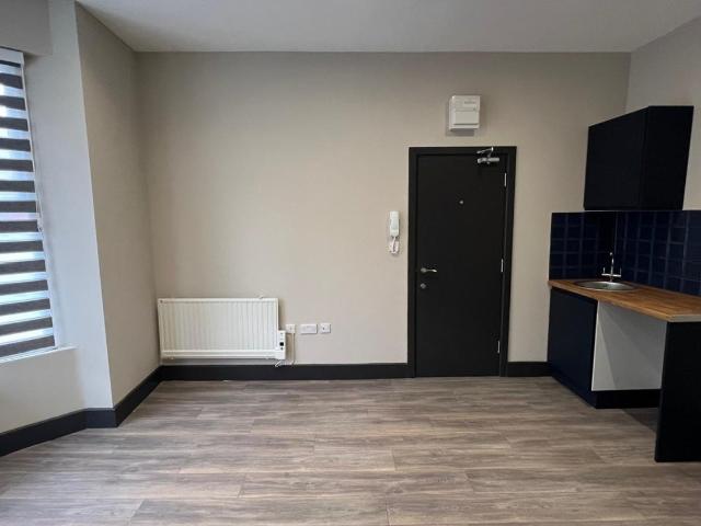 Apartment at Stamford Close, Hertsmere