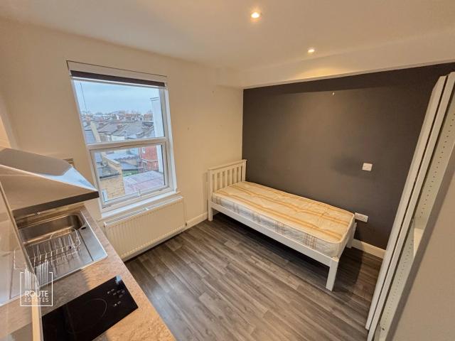Apartment at Stamford Hill, Greater London