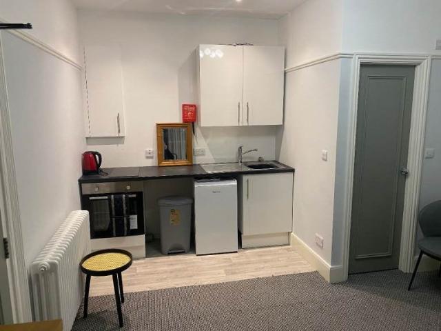 Apartment at Station View, Guildford