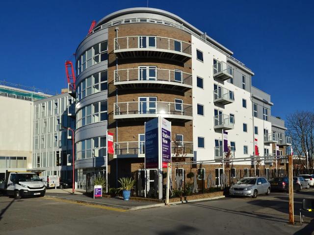 Apartment at Station View, Guildford