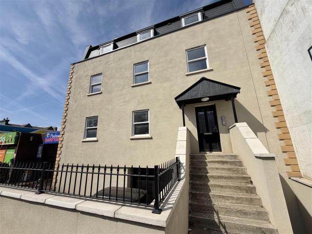 Apartment at Station Road, Canterbury