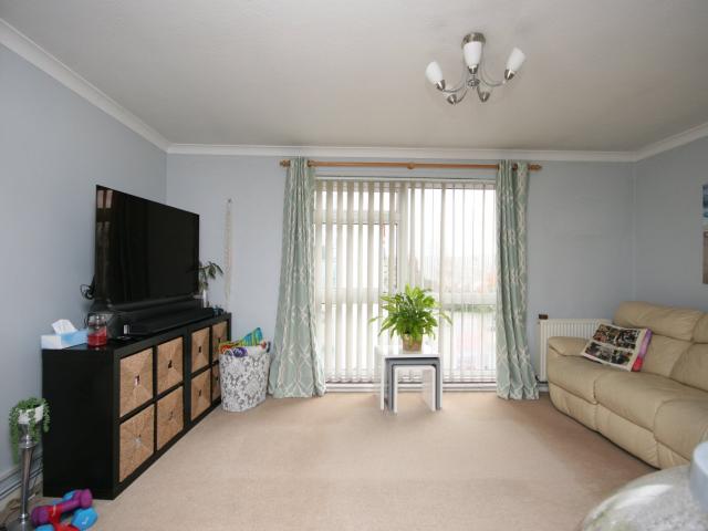 Apartment at Station Road, Greater London