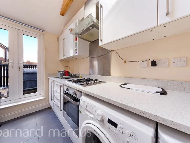 Apartment at Station Road, Greater London