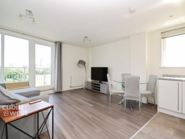 Apartment at Twickenham Close, Greater London