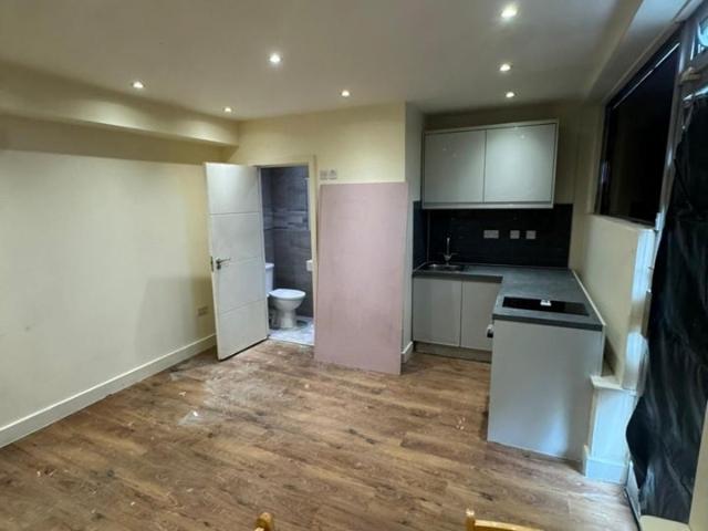 Apartment at Station Road, Tandridge