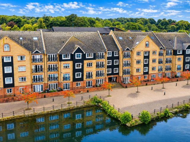 Apartment at Stationers Place, Dacorum