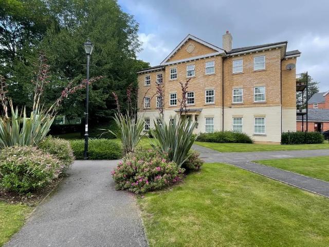Apartment at Stephenson Court, Newbury