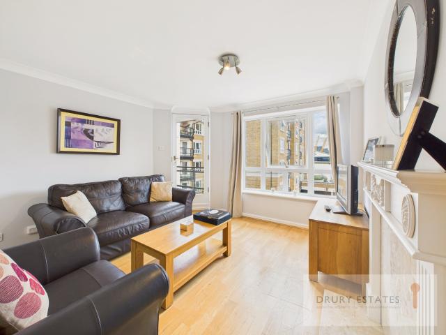 Apartment at Stewart Street, Greater London