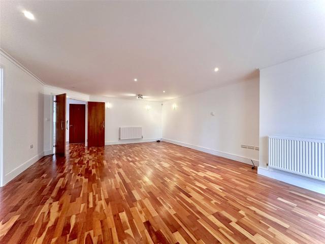 Apartment at Stoke Park Road South, Bristol