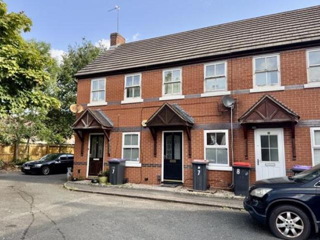 Apartment at Stonebridge Close, Dawley
