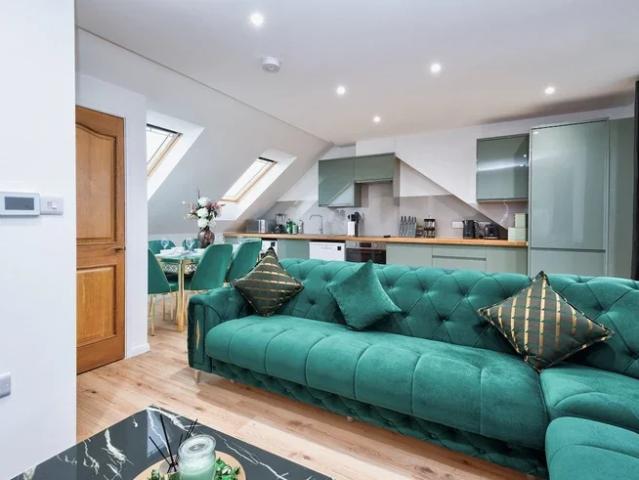Apartment at Stratford Close, Greater London