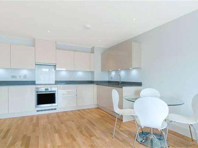 Apartment at Streatham High Road, Greater London