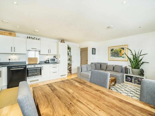 Apartment at Streatham High Road, Greater London