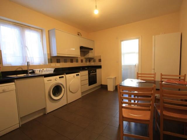 Apartment at Streatham High Road, Greater London