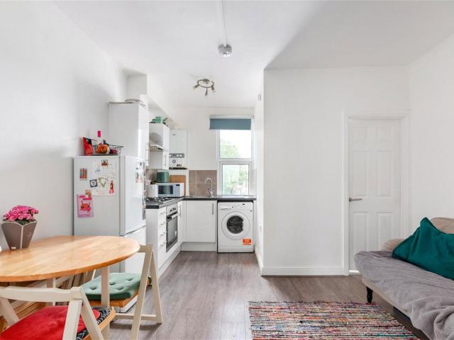 Apartment at Streatham High Road, Greater London