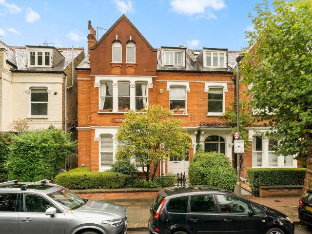 Apartment at Streathbourne Road, Greater London