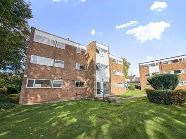 Apartment at Street Lane, Leeds