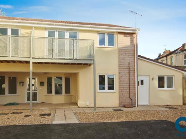 Apartment at Stroud Avenue, Bristol