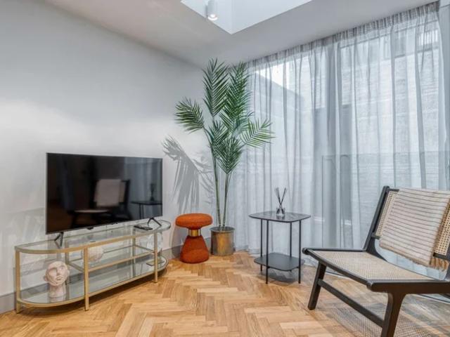 Apartment at Strutton Ground, City of Westminster