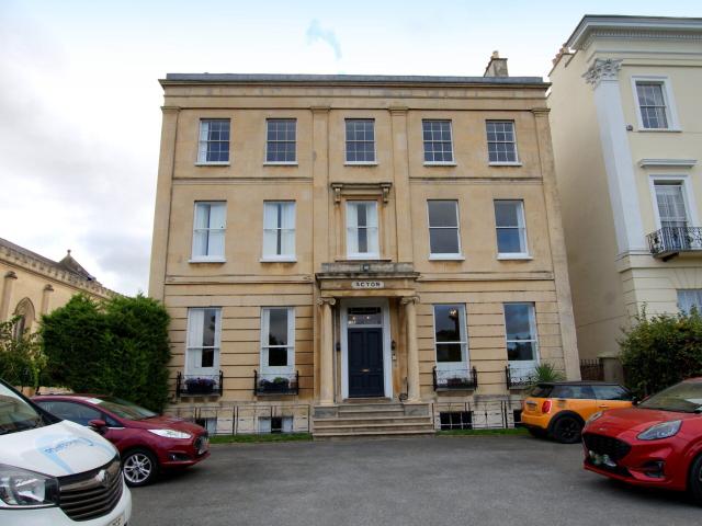 Apartment at Suffolk Square, Cheltenham