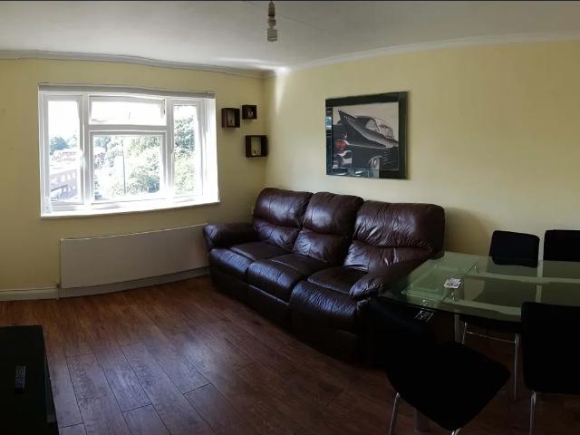 Apartment at Summerland Gardens, Greater London