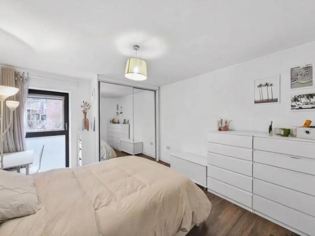 Apartment at Surrey Quays Road, Greater London
