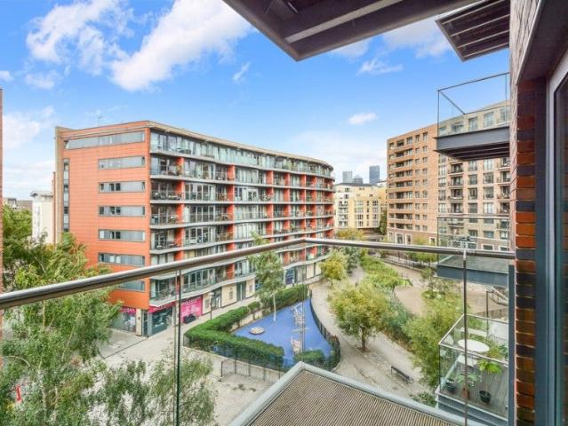 Apartment at Surrey Quays Road, Greater London