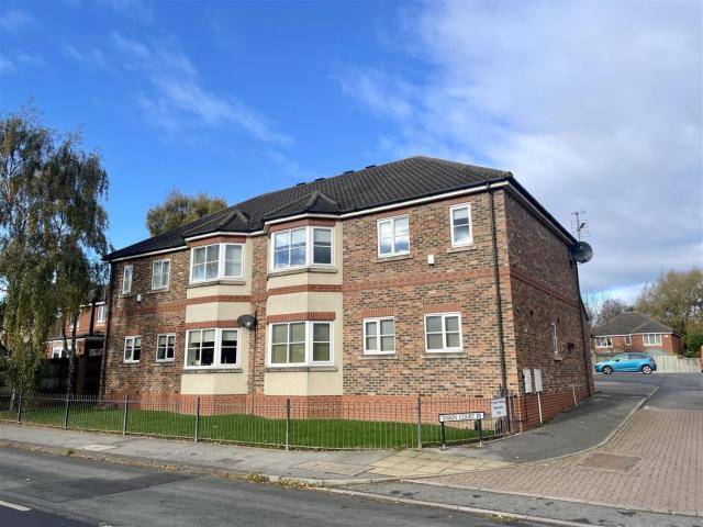 Apartment at Swain Court, Middleton One Row