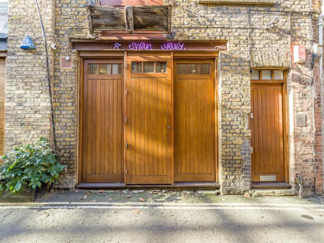 Apartment at Swan Yard, Greater London