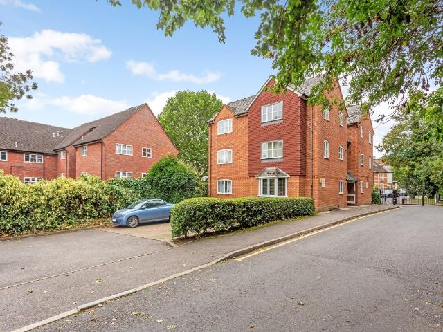Apartment at Swan Close, Three Rivers