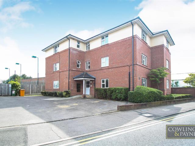Apartment at Swan Lane, Wickford