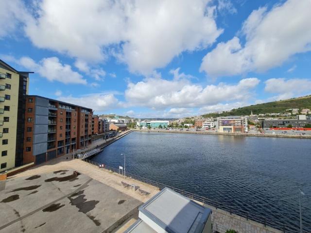 Apartment at Swansea Bay Cycle Path, Swansea