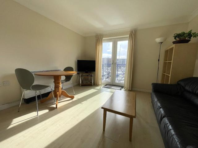 Apartment at Swansea Bay Cycle Path, Swansea