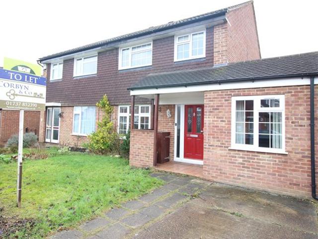 Apartment at Poynes Road, Reigate and Banstead