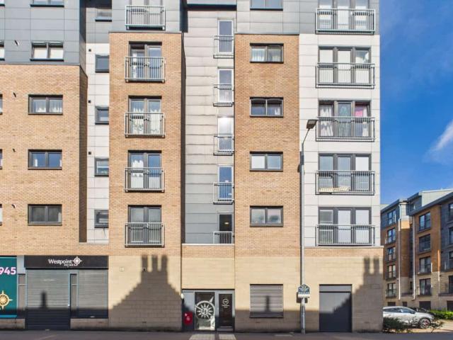 Apartment at Pollokshaws Road, Glasgow