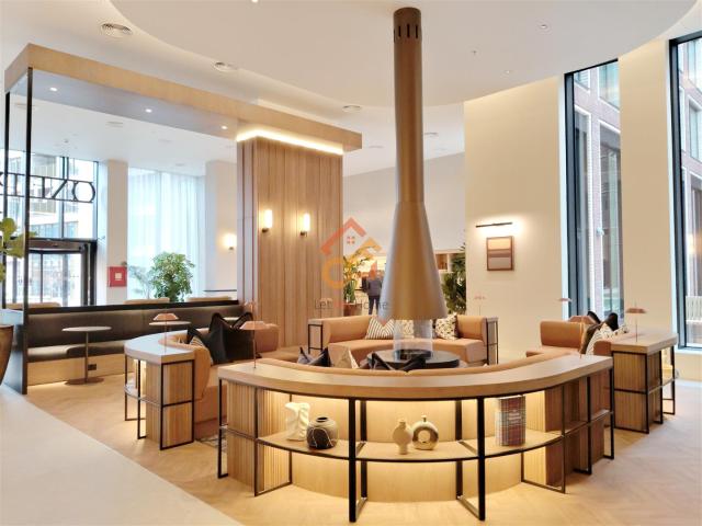 Apartment at Port Way, Lullington
