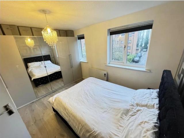 Apartment at Porter Close, Grays