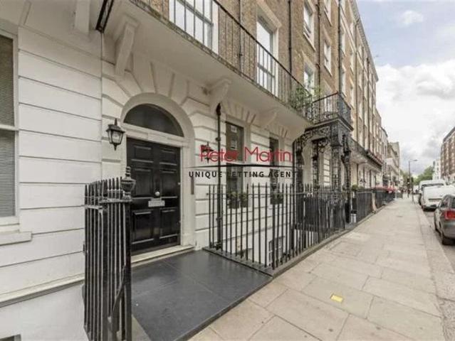 Apartment at Portsdown Mews, Greater London