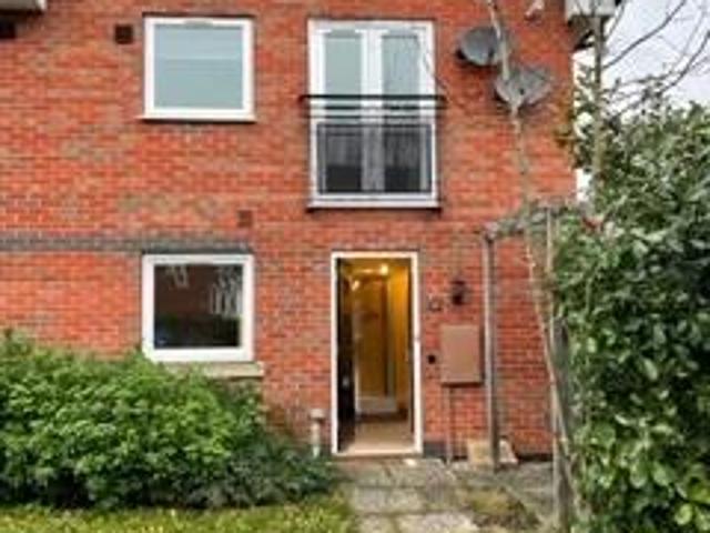 Apartment at Padside Close, Leicester