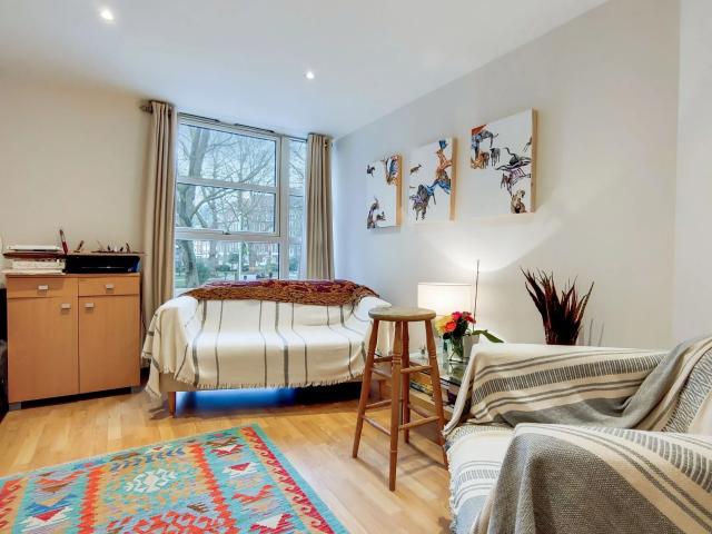 Apartment at Page Street, City of Westminster