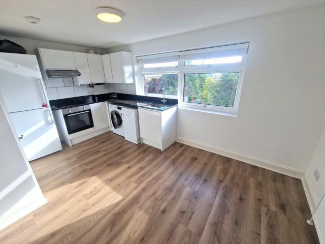 Apartment at Palins Way, Grays