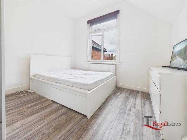 Apartment at High Road, Greater London