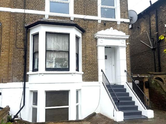 Apartment at Park Avenue, Greater London