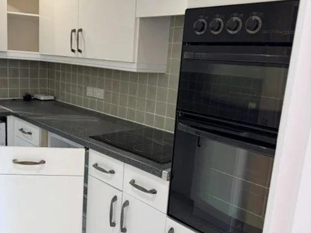Apartment at Park Drive, Sevenoaks