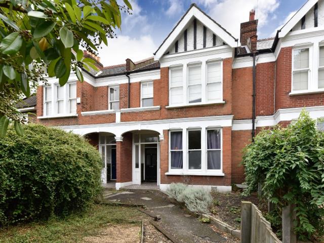 Apartment at Park Hill, Greater London